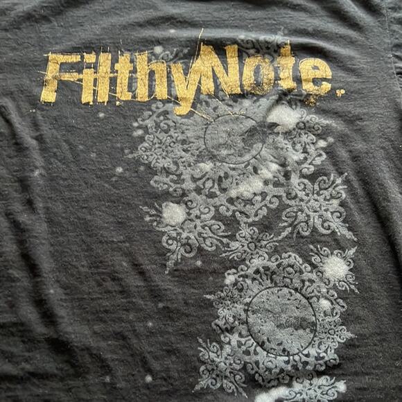 Mens Black Tee Shirt “Filthy Note” Graphic Design Size XL - Picture 2 of 7